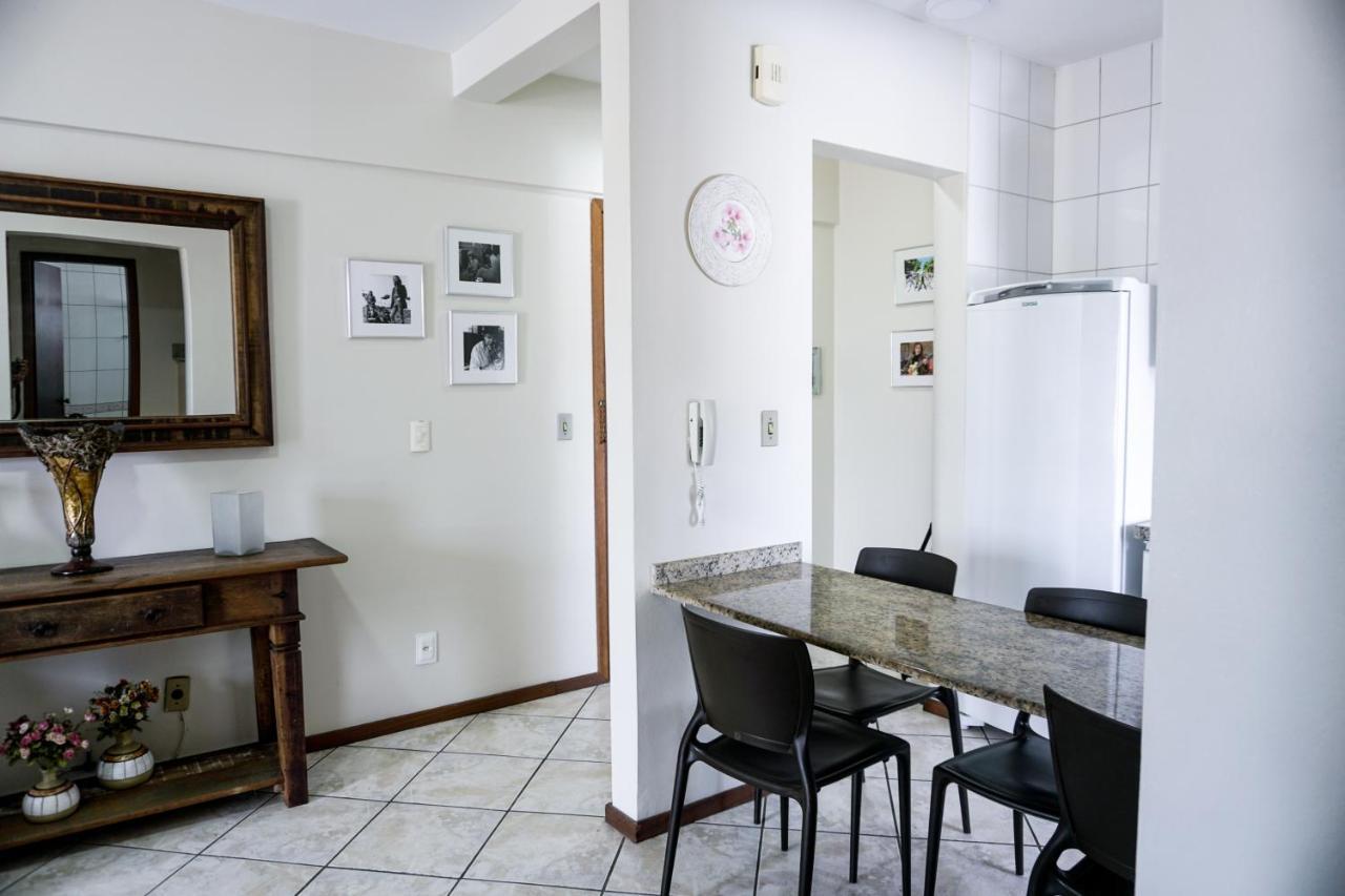 Apartamento 404 - A 20 Metros Da Areia Da Praia Dos Ingleses - 4 Pessoas Appartement Florianópolis Buitenkant foto